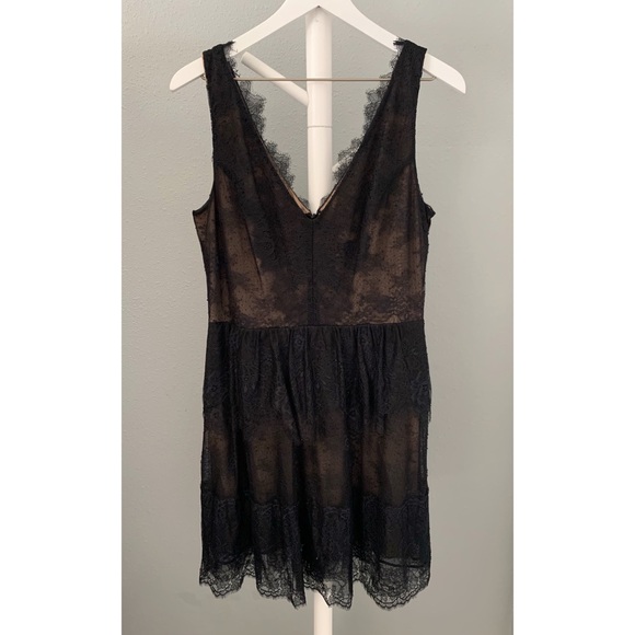 BCBGMaxAzria Willa Lace Dress - Picture 3 of 4